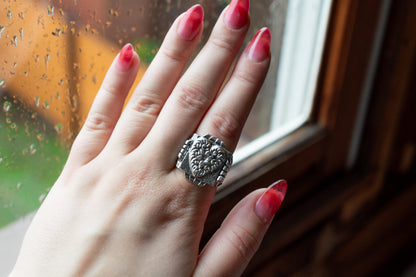 Deadstock Sterling Y2k Ornate Textured Heart  Stacking Ring Trending 925 Silver Heavy