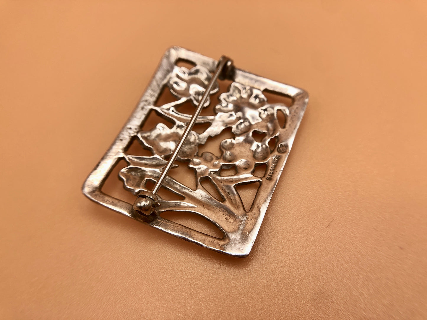 Sterling Art Nouveau Rectangular Brooch w/ Flowers