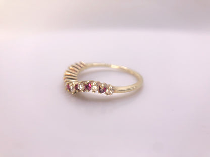 Vintage Wavy Garnet & Moissinite Stacking Ring