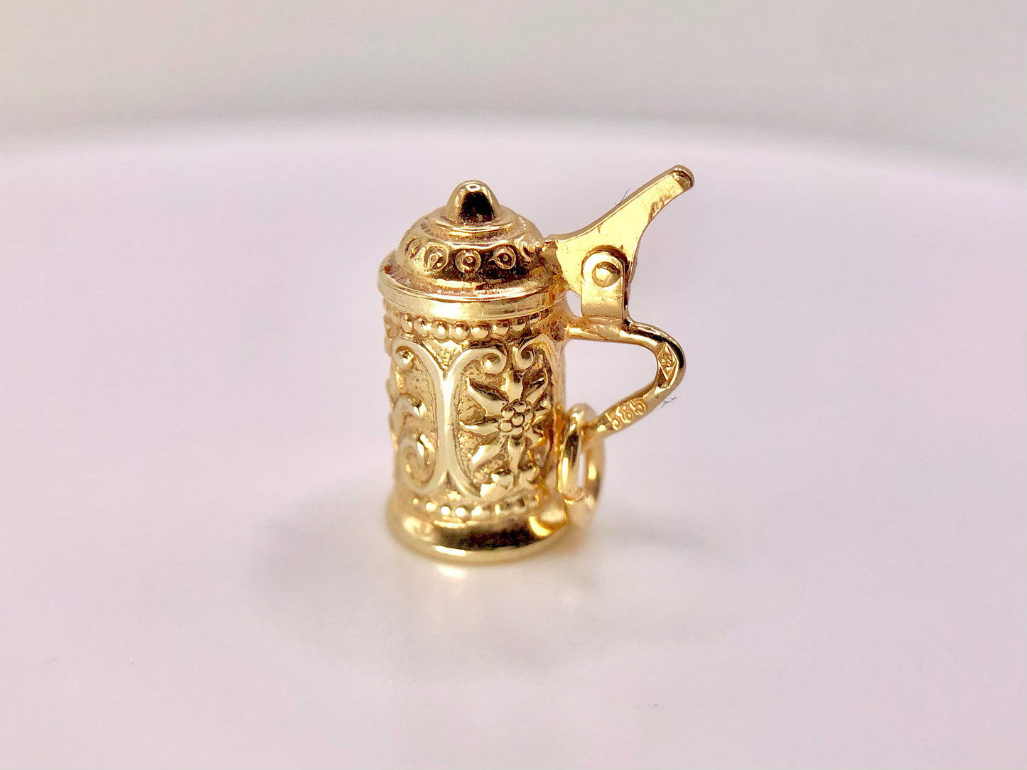 Vintage 14k Mechanical German Stein Repousse Tankard Charm Moving Parts Hinged Lid