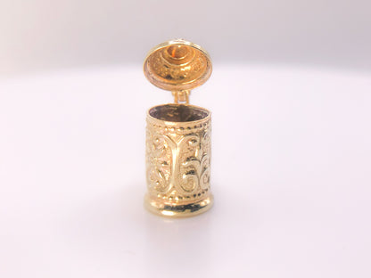 Vintage 14k Mechanical German Stein Repousse Tankard Charm Moving Parts Hinged Lid